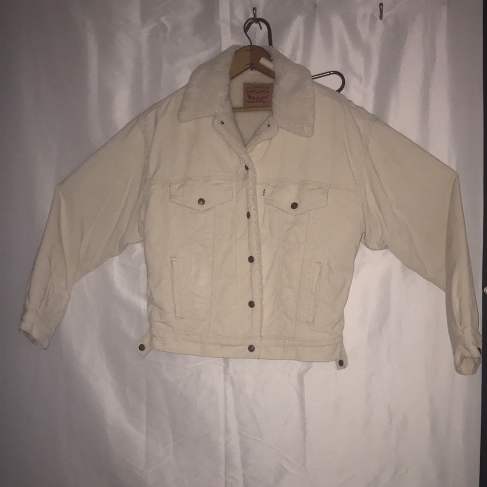 Women's Beige Sherpa-Lined Jacket